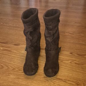 🐻Report brown suede boots